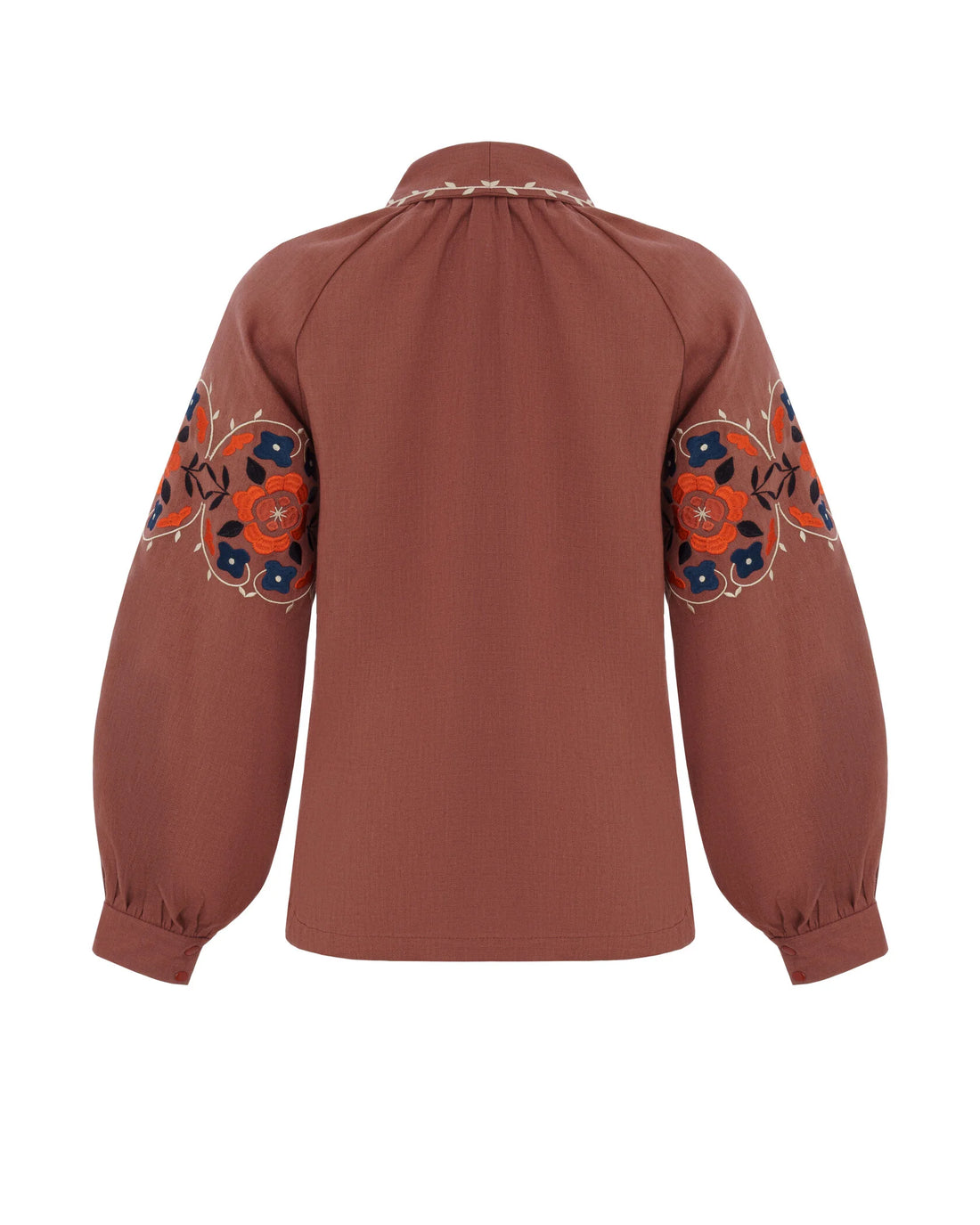 Лляна сорочка цегляного кольору з етно вишивкою на комірі