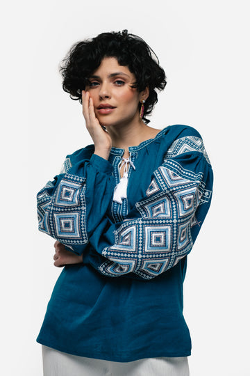 Women's Embroidered Shirt With "Constellation" Ornament In Aquamarine Color