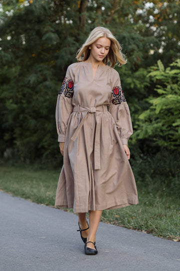 Embroidered Dress With Ethnic Ornament On The Sleeves