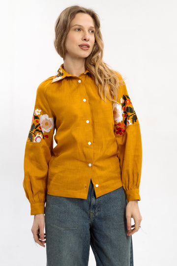 Лляна блузка сонячного жовтого кольору з вишивкою