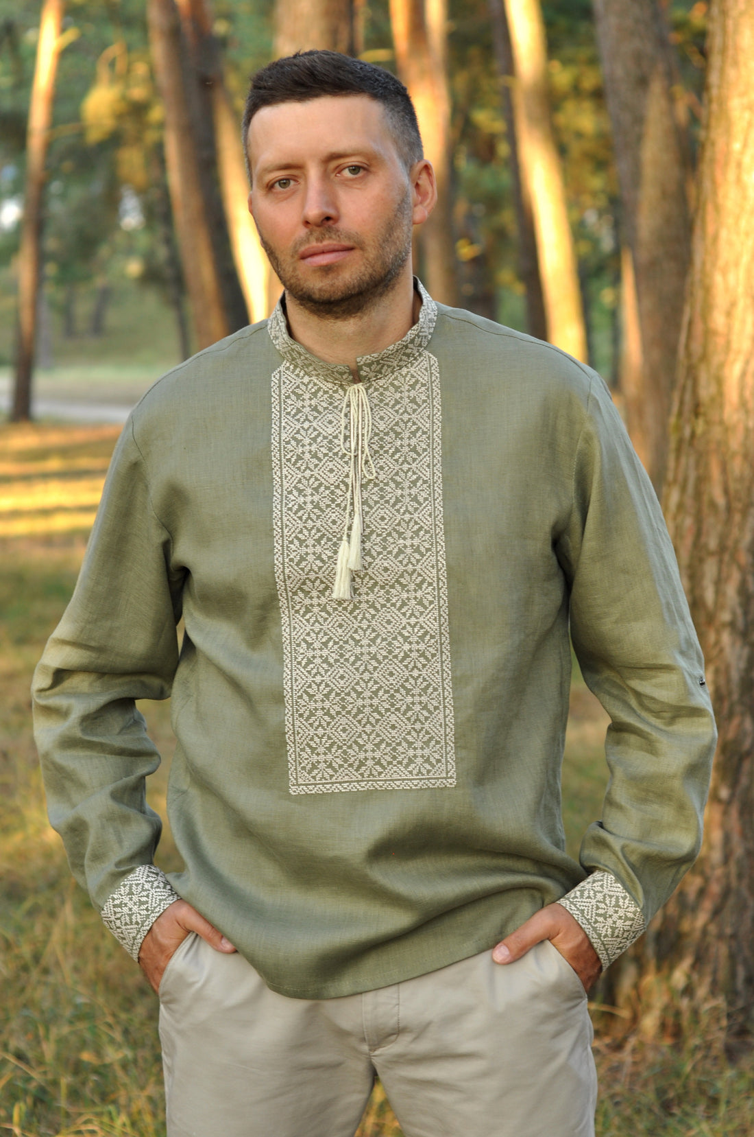 Men's Embroidered Shirt Made Of Natural Linen In Khaki Color