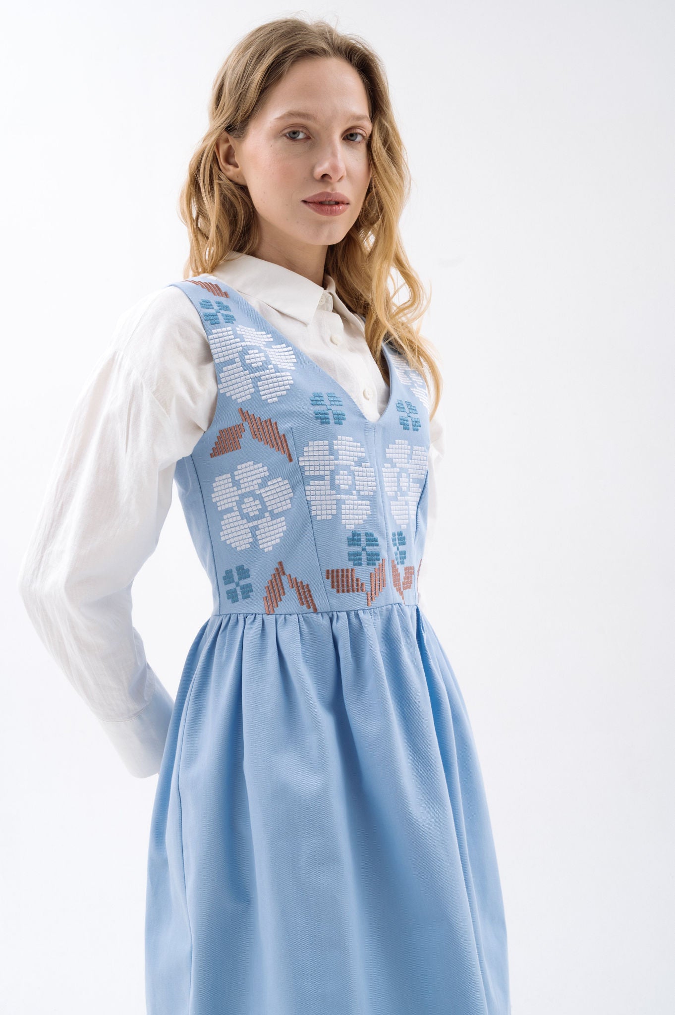 Blue Sundress With Floral Embroidery Ornament