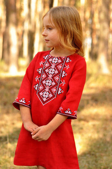 Dress For A Girl With Embroidery Made Of Natural Fabric Ornament