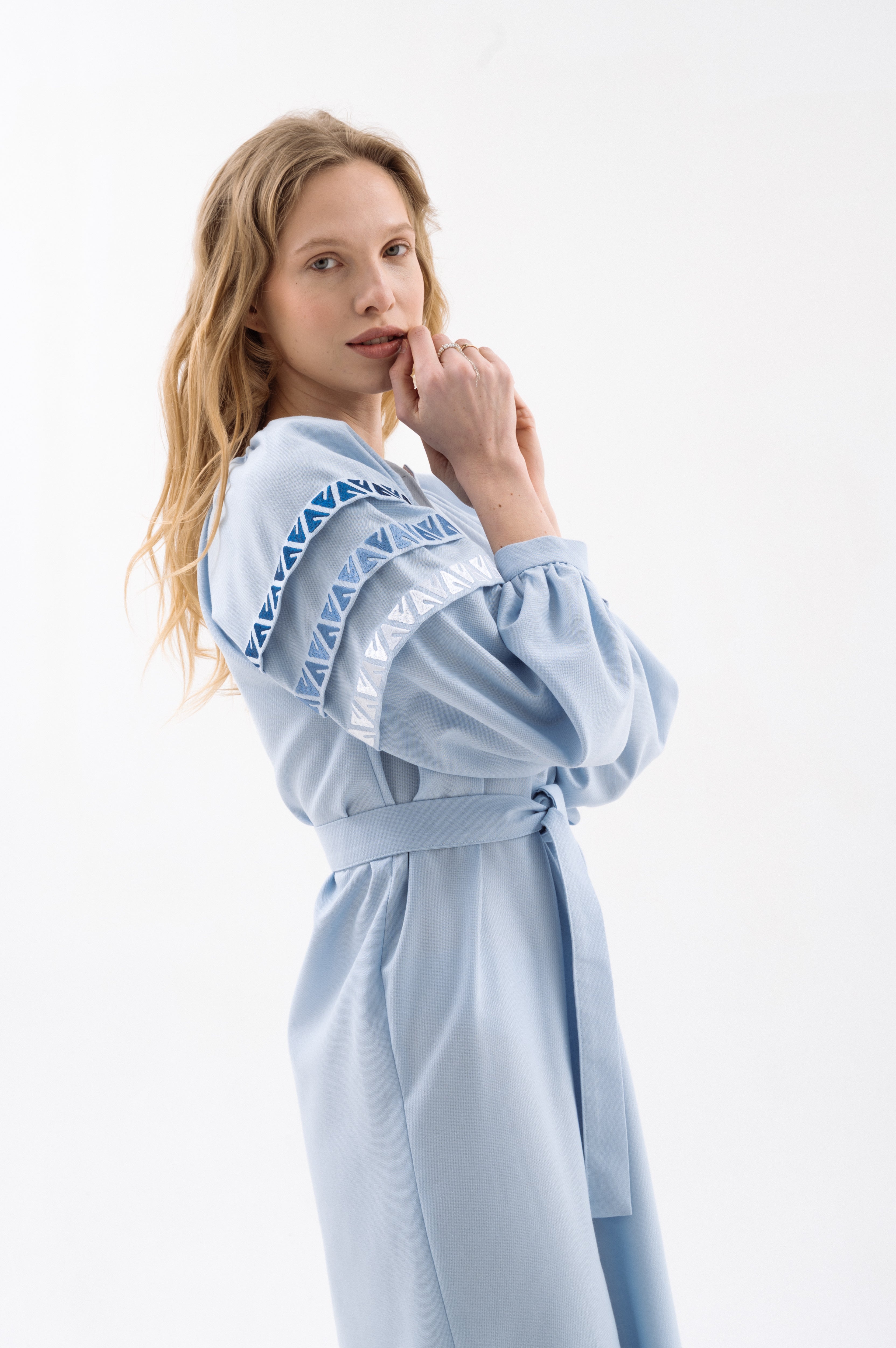 Midi Dress With Graphic Embroidery And Belt