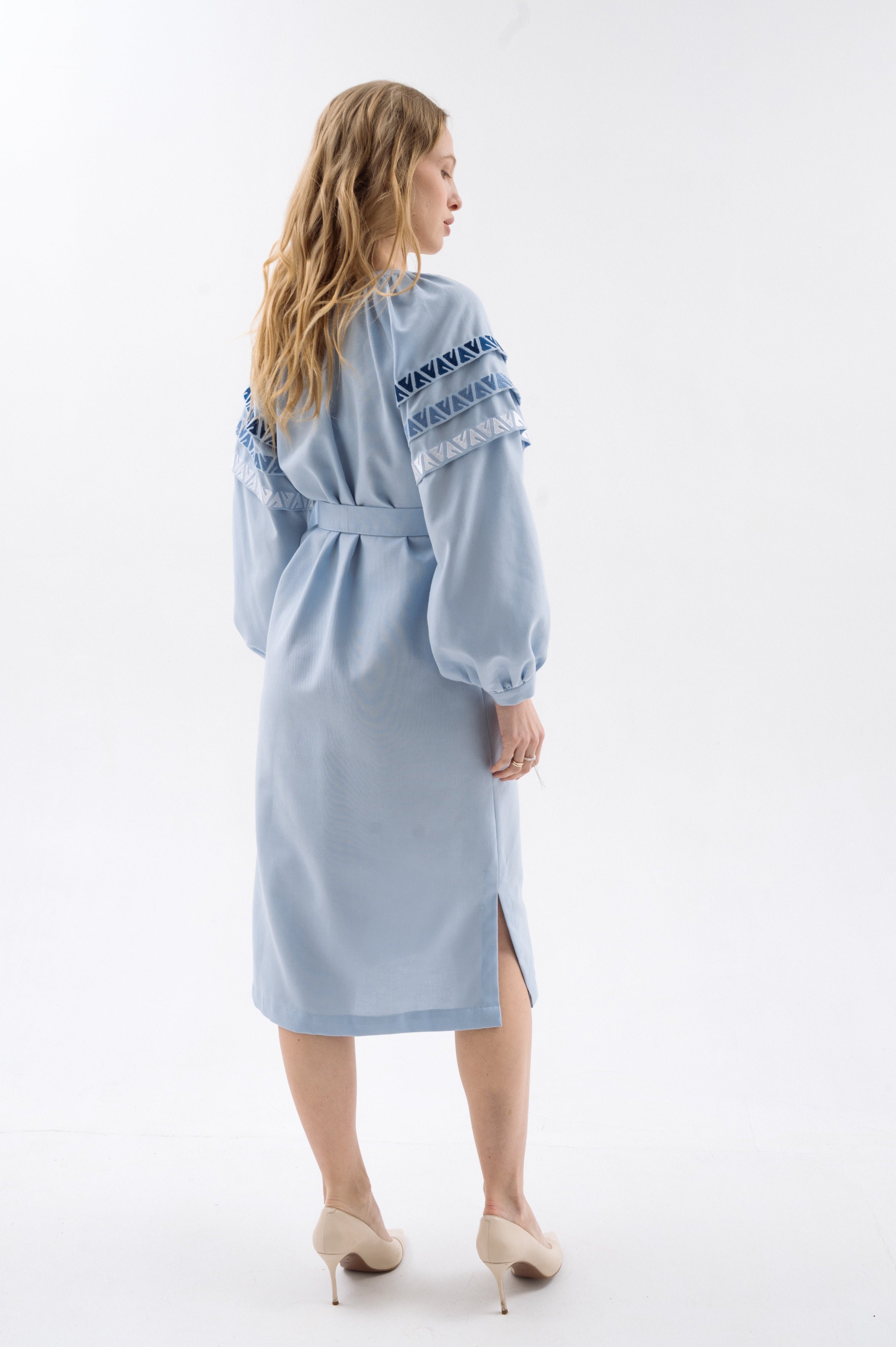 Midi Dress With Graphic Embroidery And Belt