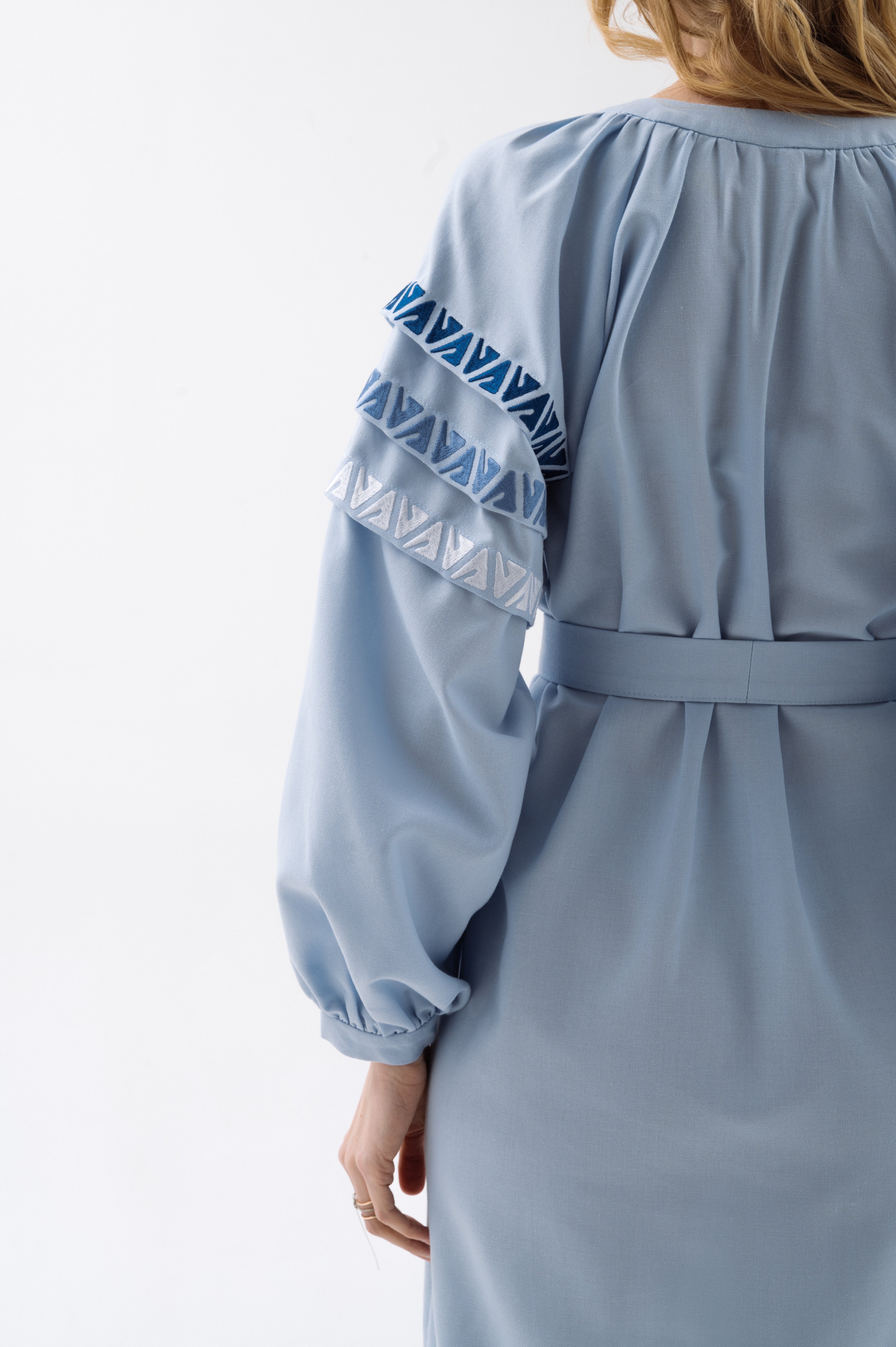 Midi Dress With Graphic Embroidery And Belt
