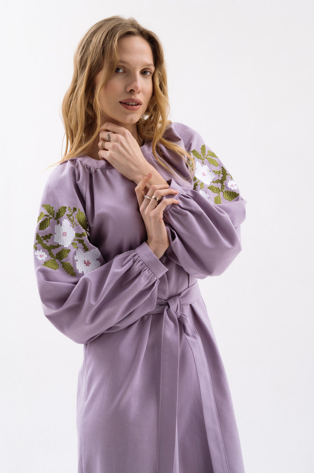 Lilac Dress With Delicate Embroidered Detail Ornament