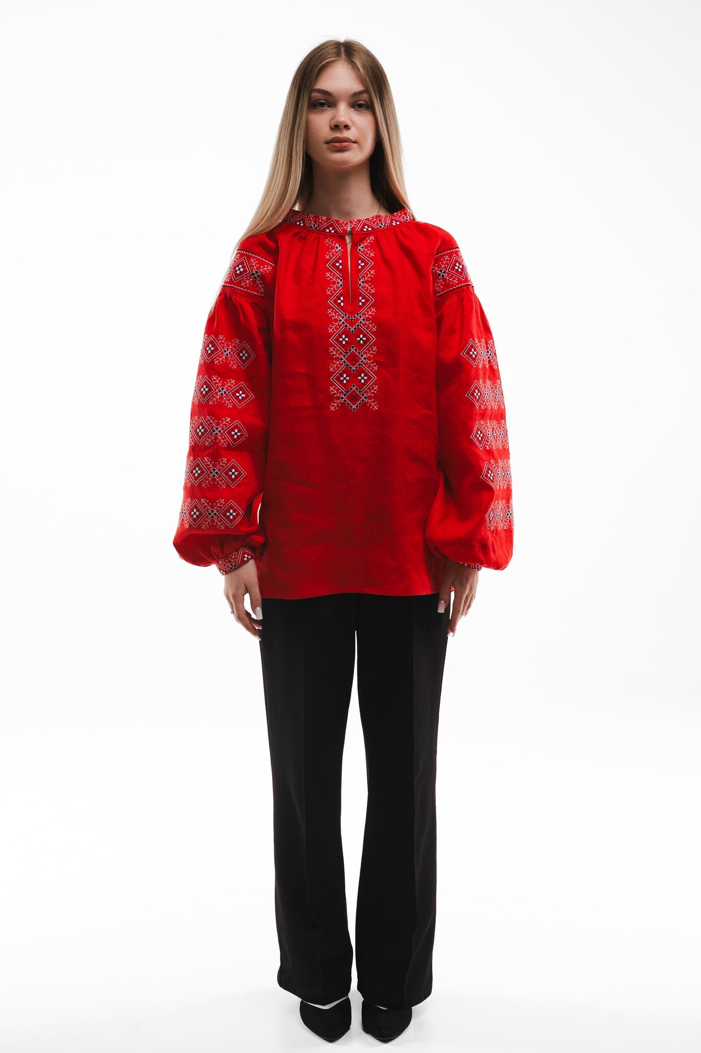 Sumy Women's Embroidery With Red Geometric Pattern Ornament