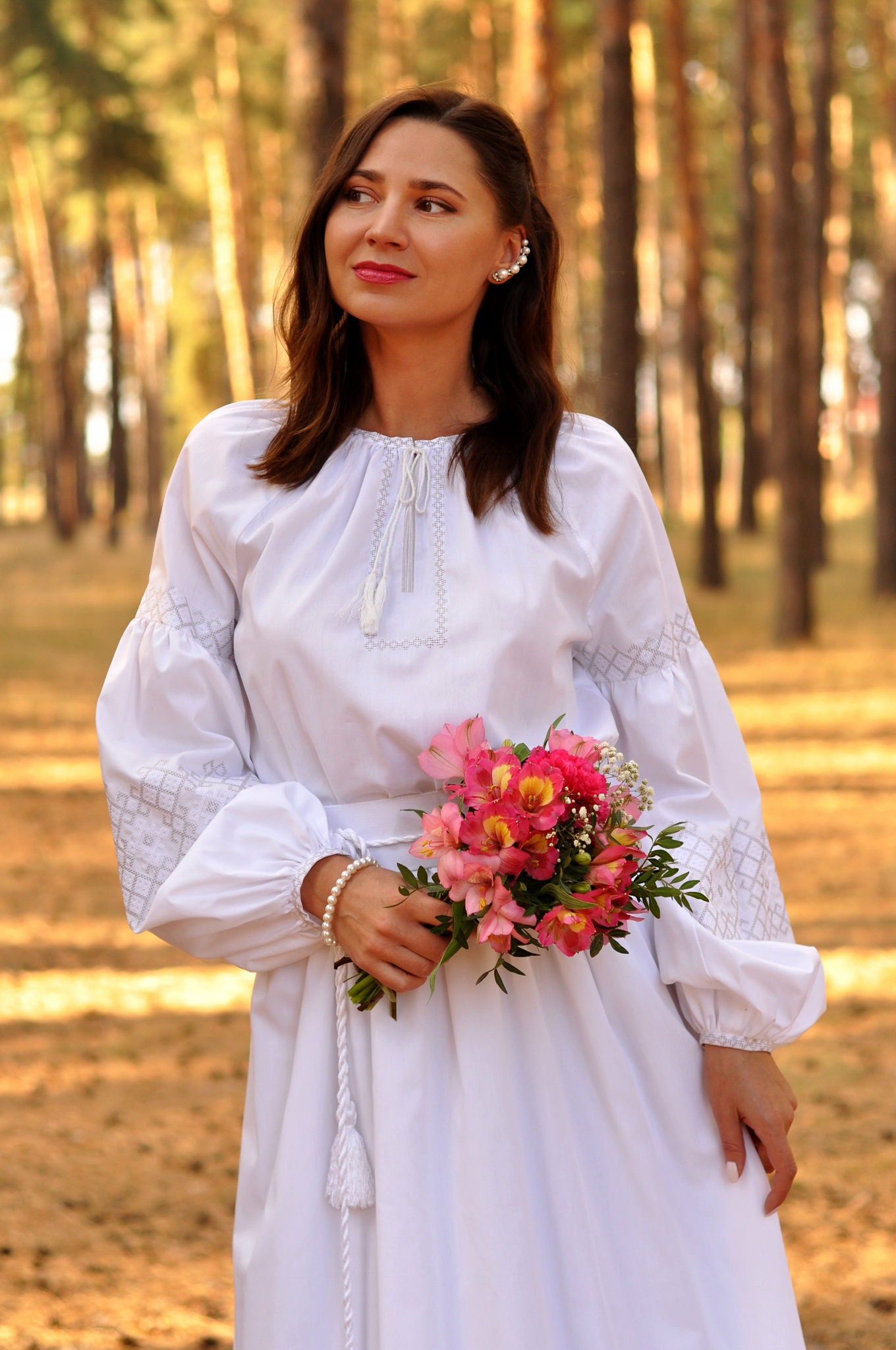 Wedding Dress with Delicate Lace Embroidery Ornament