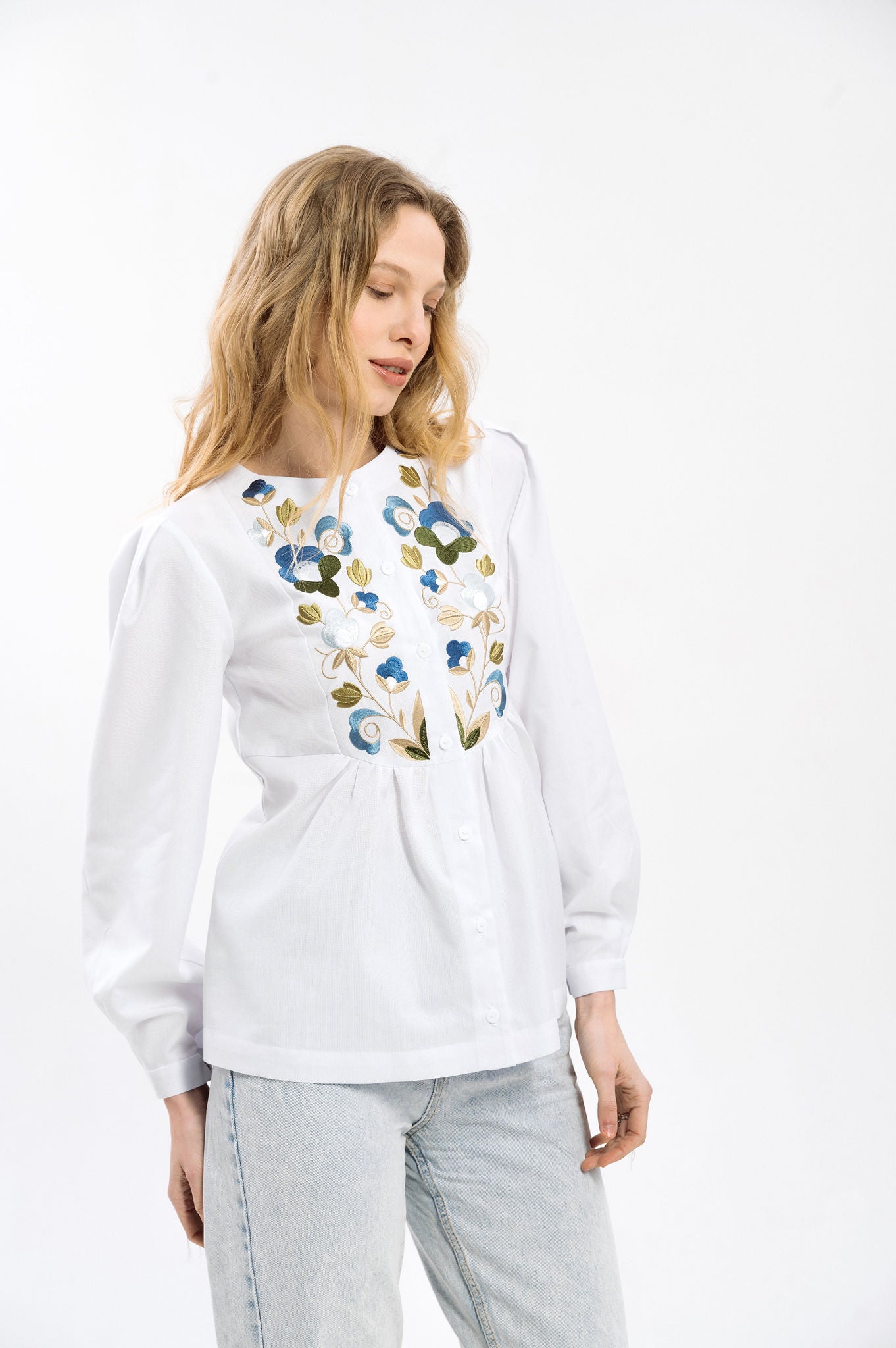 White Embroidered Shirt With An Ornament In Shades Of The Sky Ornament