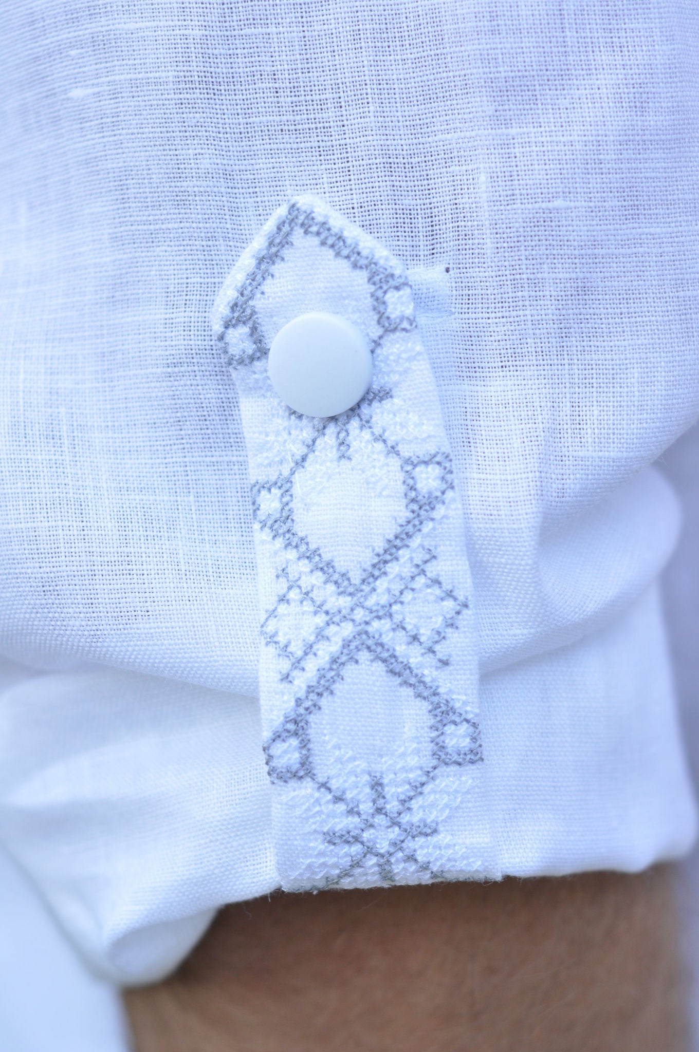 White Linen Embroidered Shirt With White-Gray Embroidery Ornament